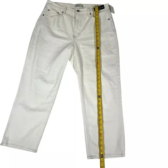 Abercrombie & Fitch Women's Ultra High Rise Ankle Straight Jeans Sz 32/14 Short - Picture 15 of 16